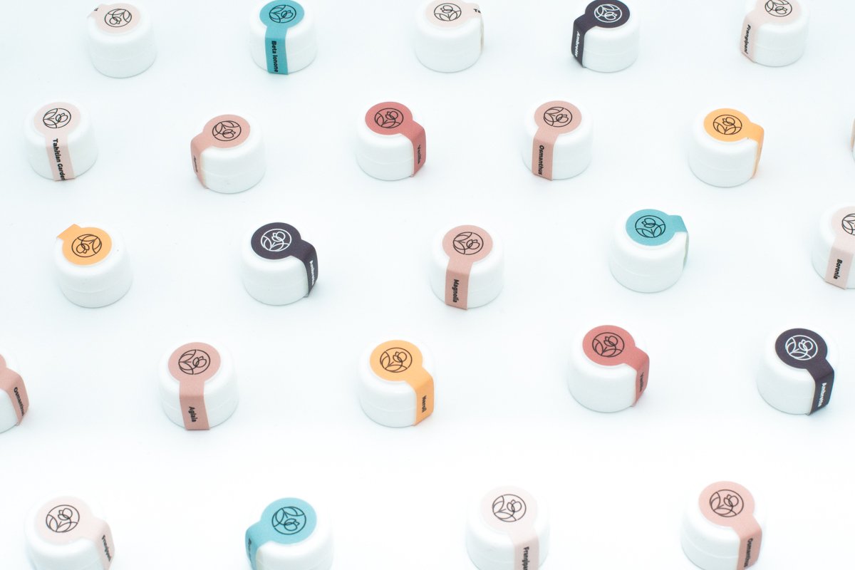 Start med at blande/layer fra dag et med gratis samples...